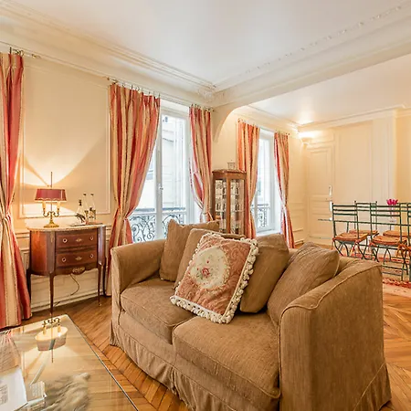 We - Champs Elysees 75008 Appartement Parijs