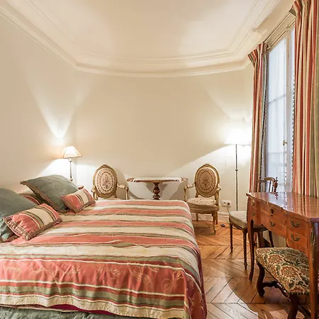 We - Champs Elysees 75008 Appartement Parijs